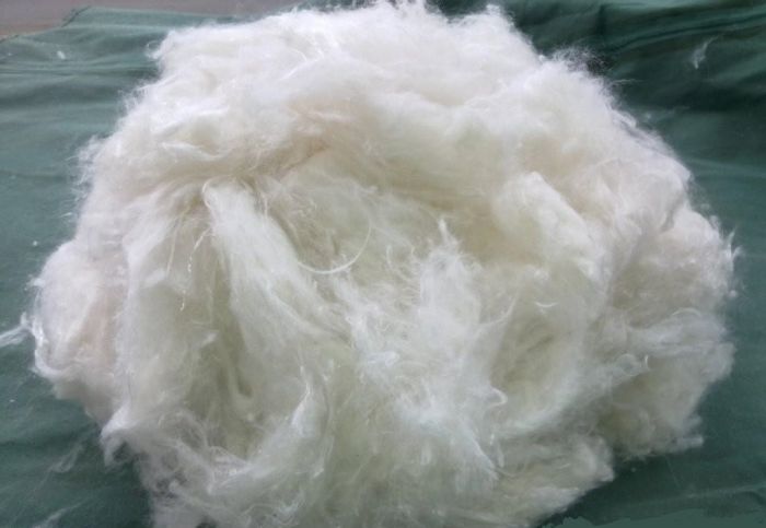 Flame retardant viscose fiber